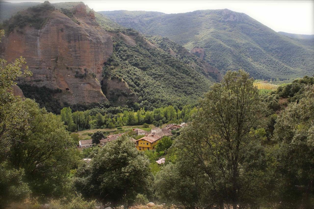 Casa Senderuela Pension Panzares Buitenkant foto
