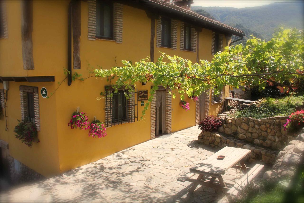Casa Senderuela Pension Panzares Buitenkant foto