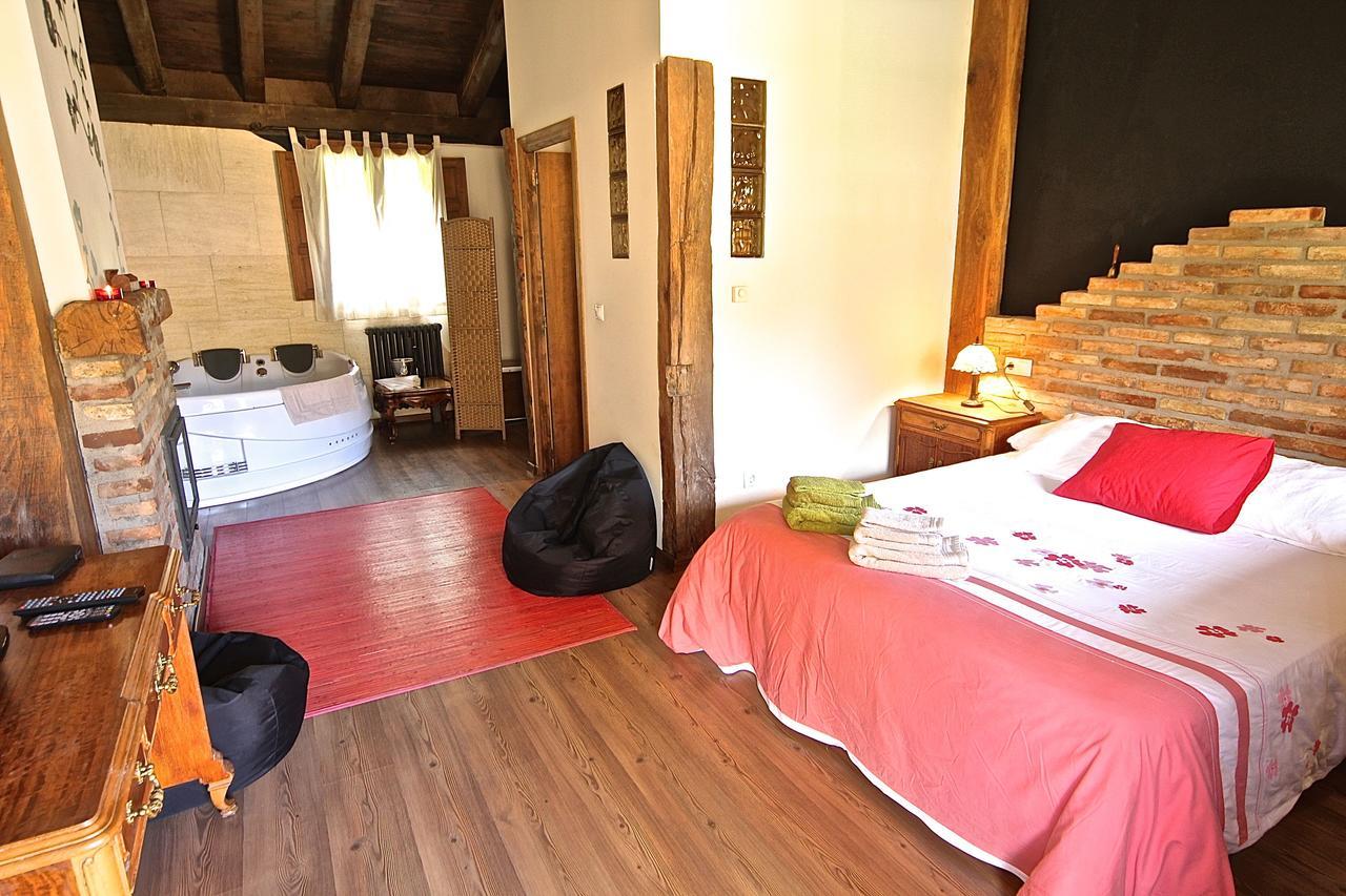 Casa Senderuela Pension Panzares Buitenkant foto