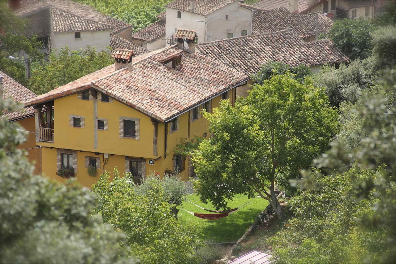 Casa Senderuela Pension Panzares Buitenkant foto